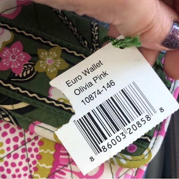 New Vera Bradley Euro Wallet Olivia Pink - Picture 2 of 8